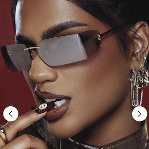 MONET x DEZI Moneybags sunglasses